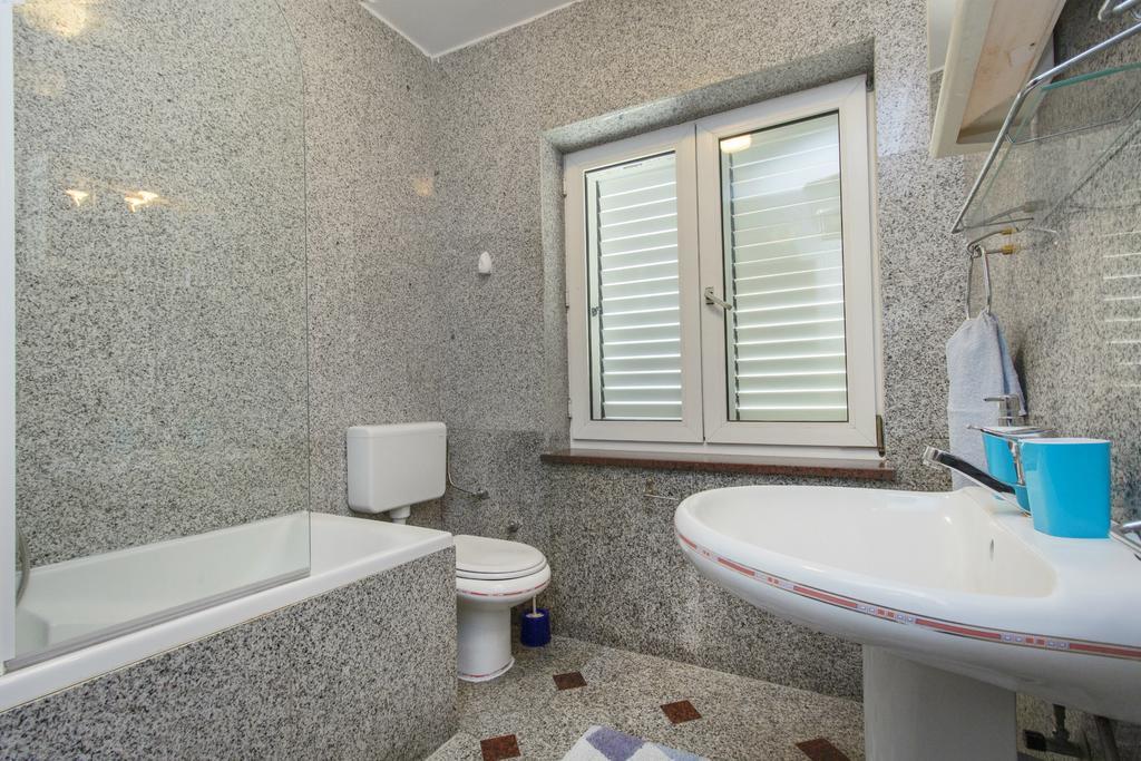 Barun Apartments Kaštela מראה חיצוני תמונה